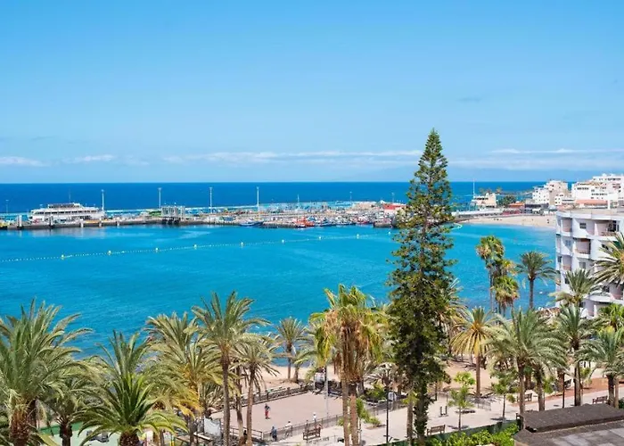 Comodoro * Los Cristianos (Tenerife)