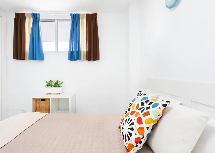 Comodoro * Los Cristianos (Tenerife)